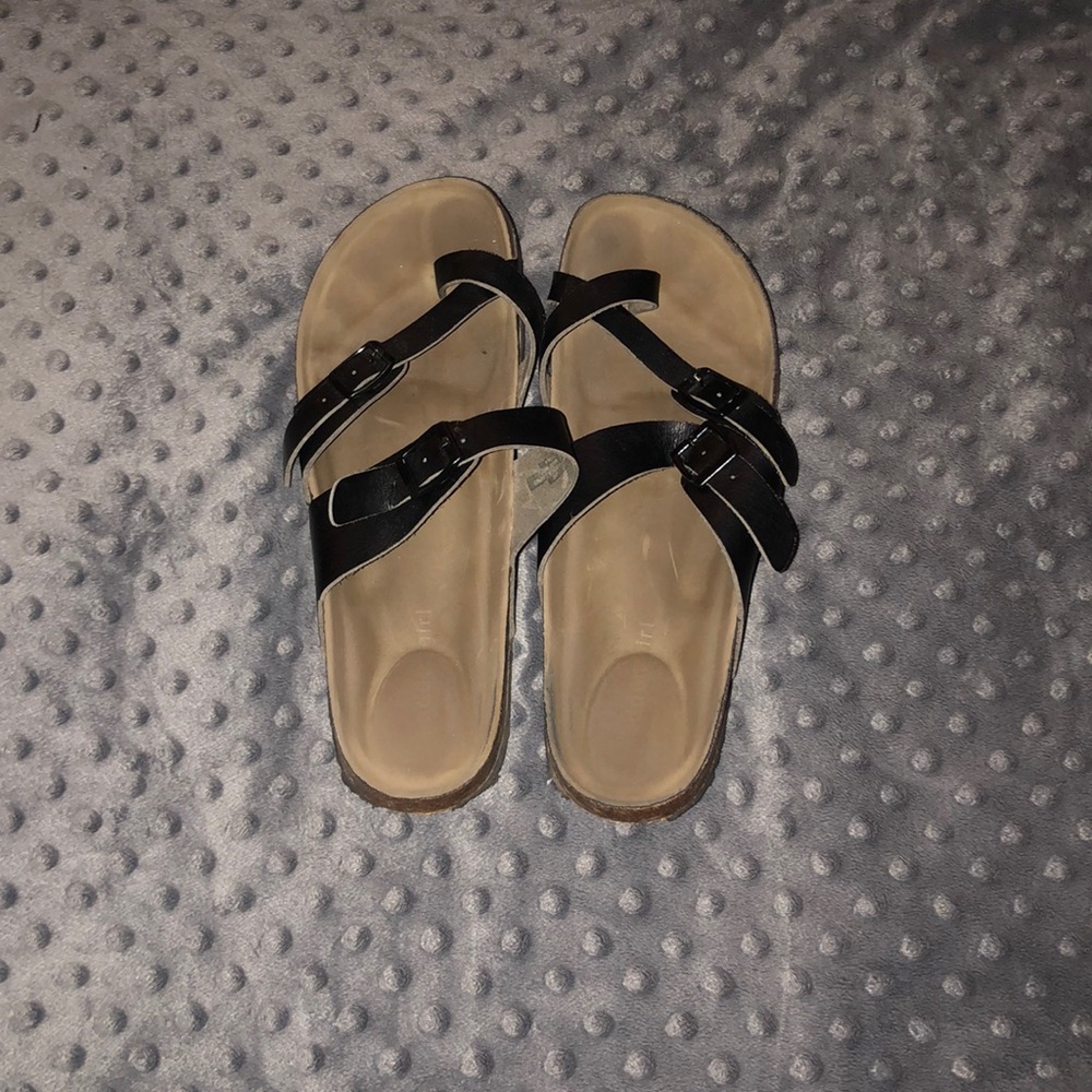 Knock off Birkenstock’s